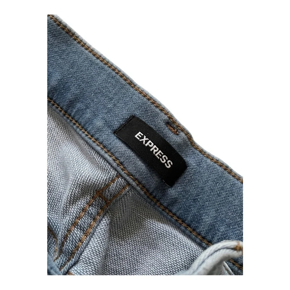 Express size cropped